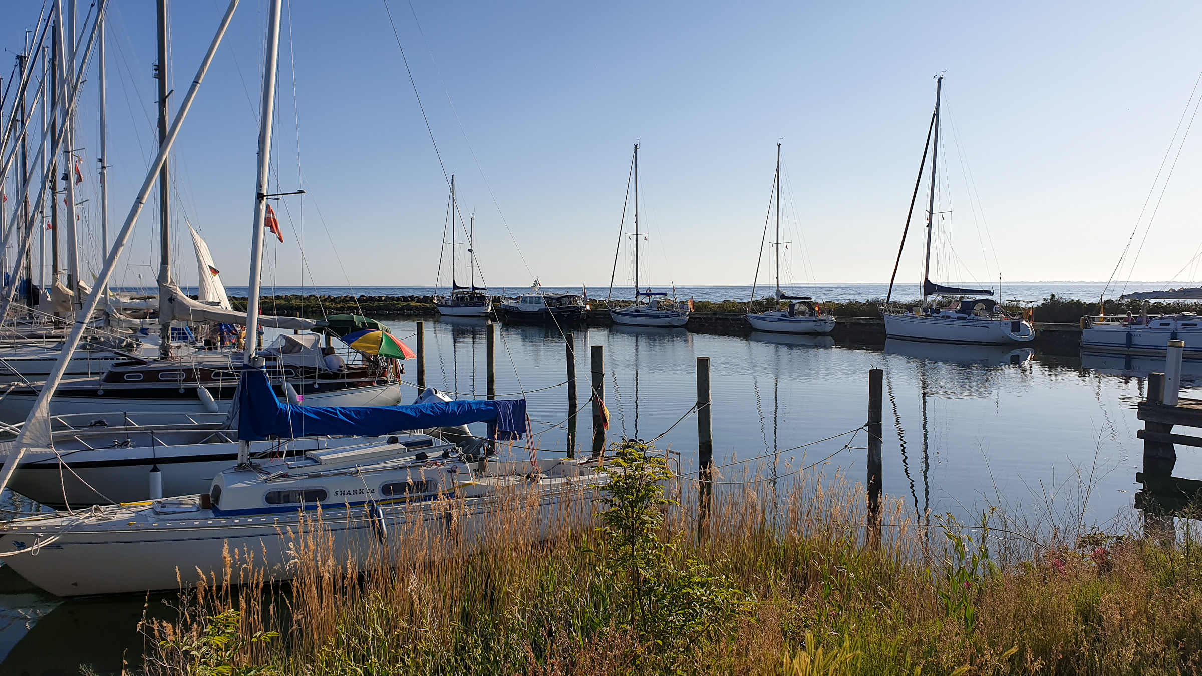 Im Hafen von Klintholm