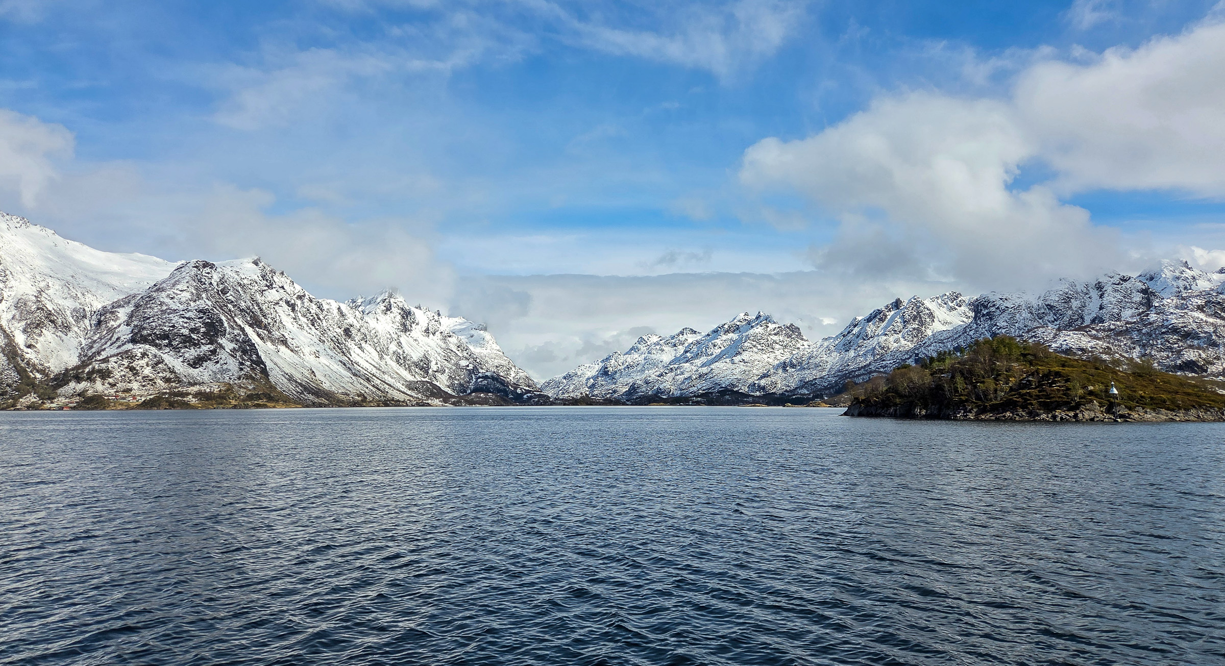 Continuing towards the Raftsund