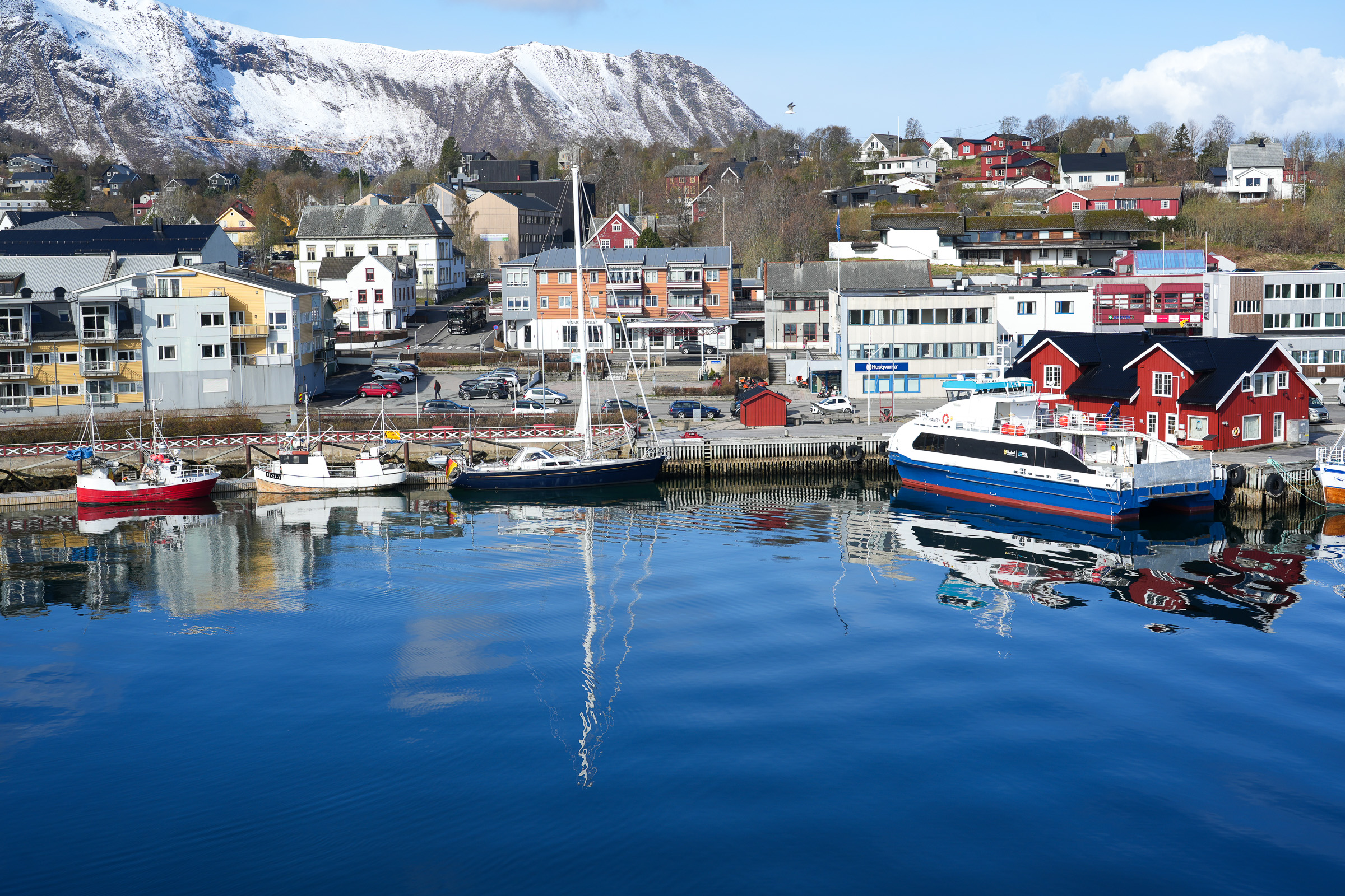 Anori in the harbour of Stokmarknes