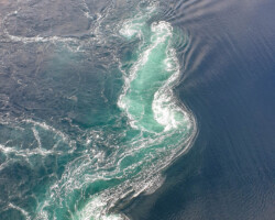 Saltstraumen mit beeindruckenden Strudeln