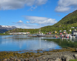 Anori moored at the dock in Bergsfjord