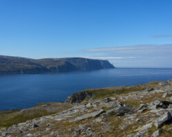 Blick aufs Nordkap von Kirkeporten